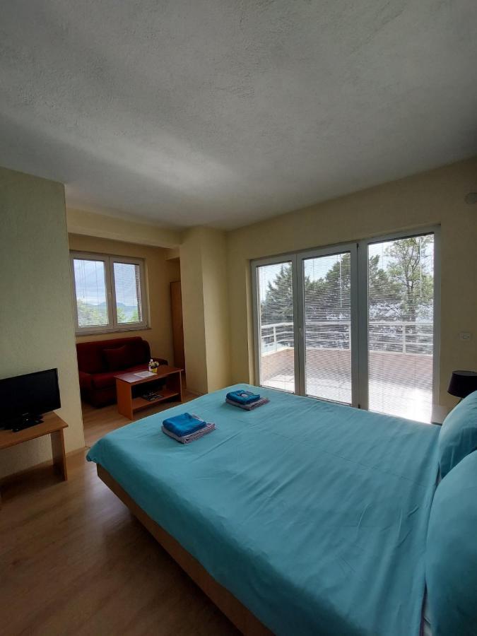 Ps Apartments - Peshtani Peštani Dış mekan fotoğraf